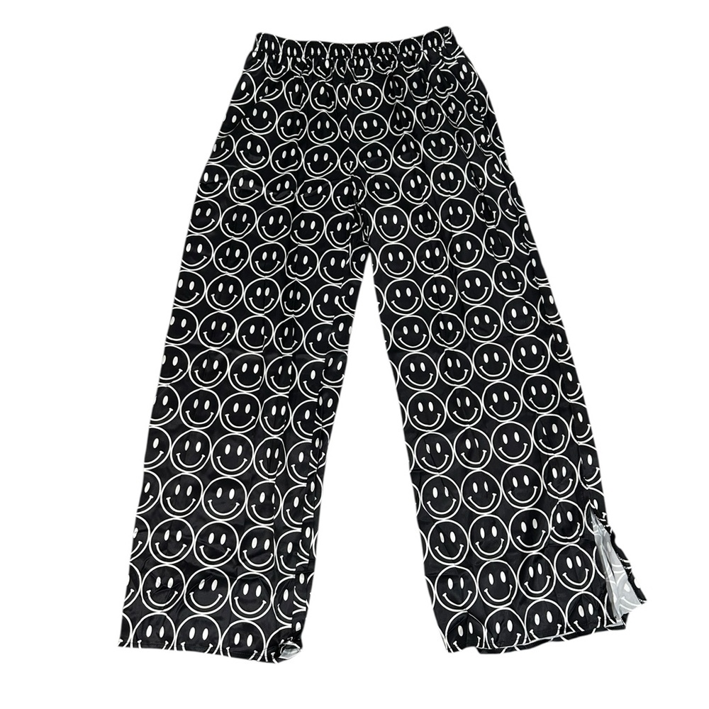Dressed in LALA Black & White Smiley Face Jumpsuit Set - Picture 7 of 16